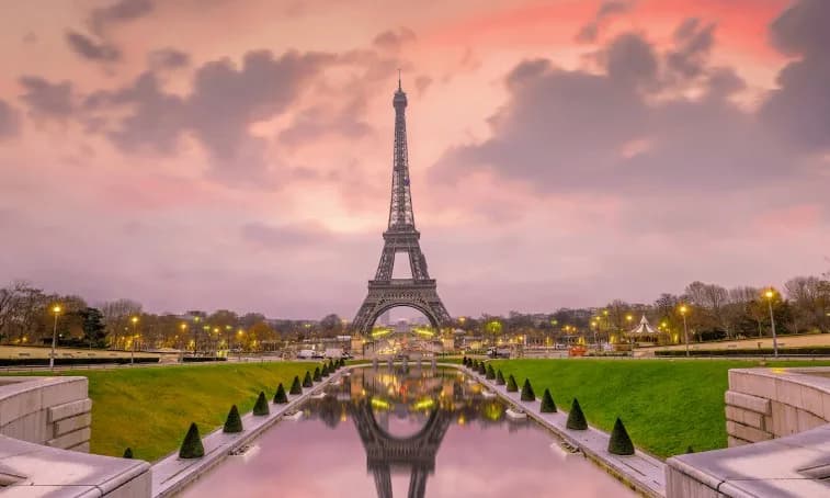 Paris no horario da tarde